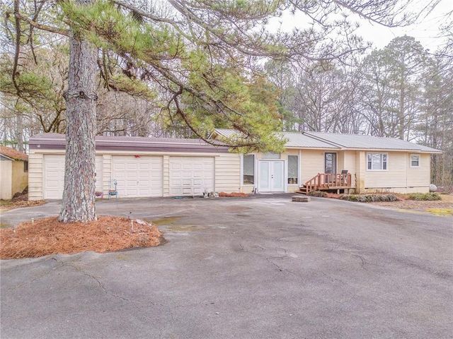 221 County Road 255, Fort Payne, AL 35967