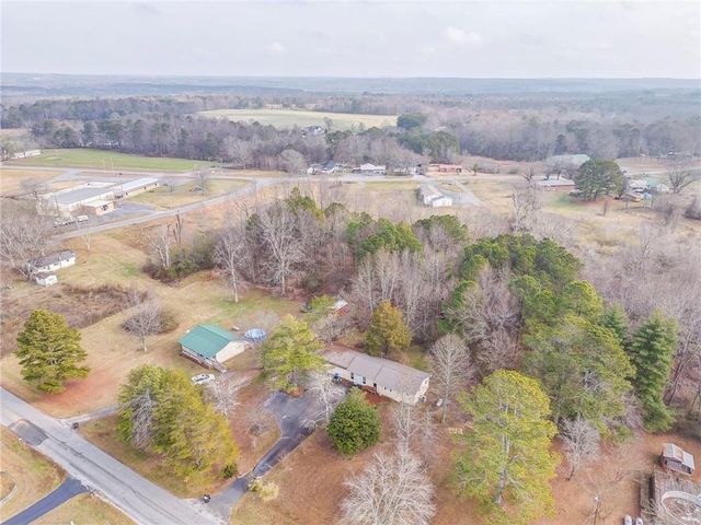 221 County Road 255, Fort Payne, AL 35967