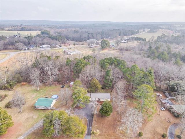 221 County Road 255, Fort Payne, AL 35967