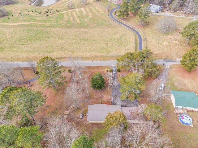 221 County Road 255, Fort Payne, AL 35967