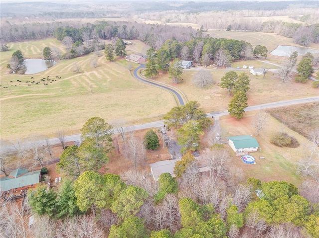 221 County Road 255, Fort Payne, AL 35967