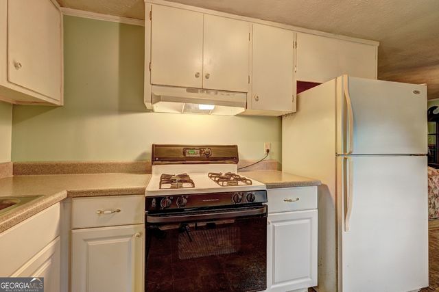 5838 Highway 42, Ellenwood, GA 30294