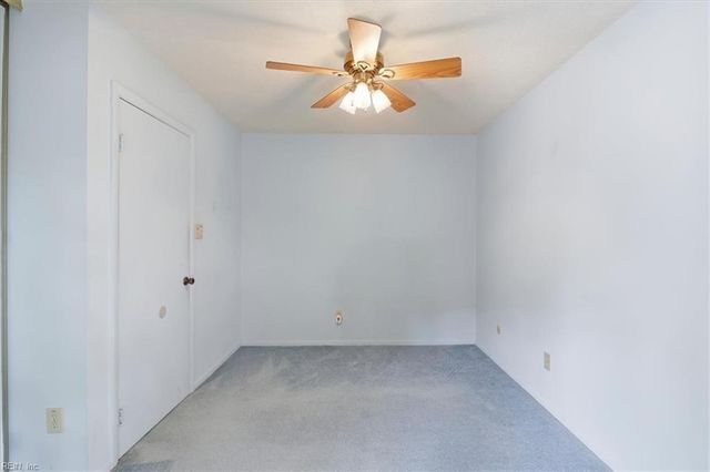 5204 Shorebreeze CT, Virginia Beach, VA 23464
