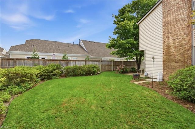 5204 Shorebreeze CT, Virginia Beach, VA 23464