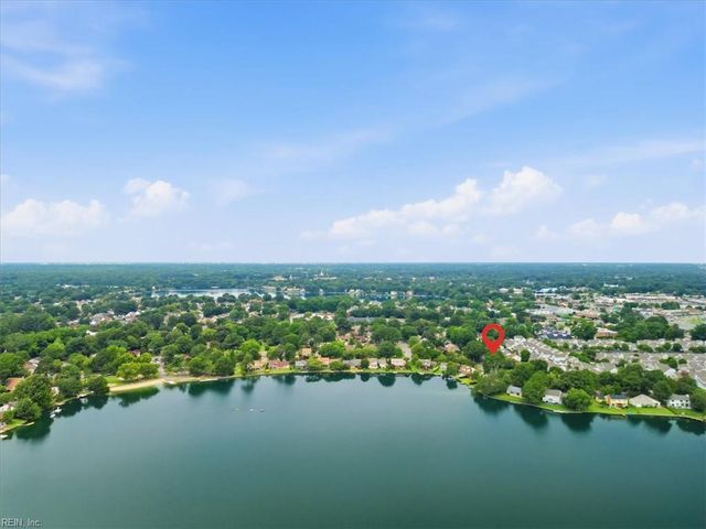 5204 Shorebreeze CT, Virginia Beach, VA 23464