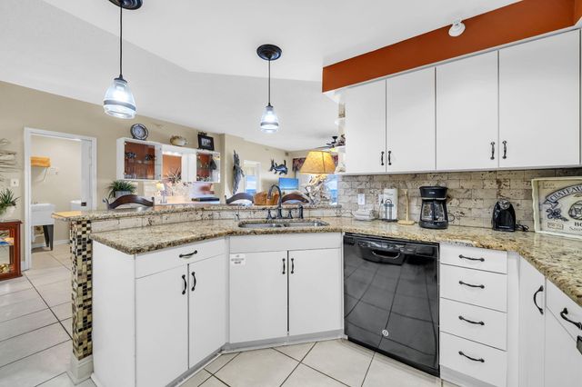 240 Gulf Shore Drive 532, Destin, FL 32541