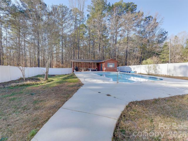 3021 University Drive, Lancaster, SC 29720