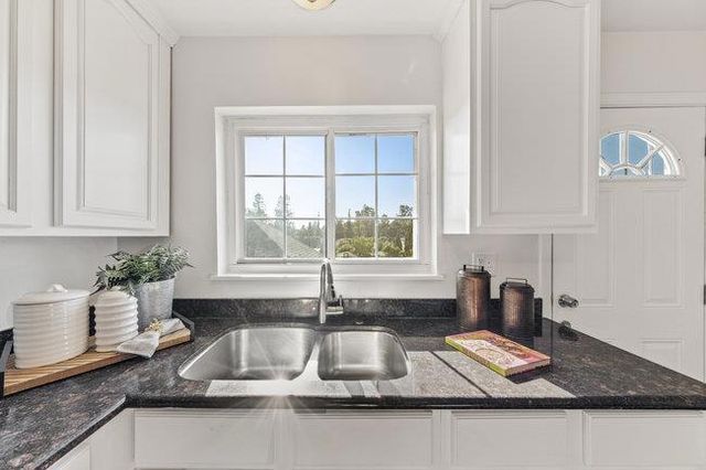 2946 E 29th Street, Oakland, CA 94601