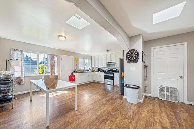 2946 E 29th Street, Oakland, CA 94601