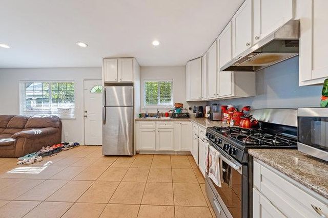 2946 E 29th Street, Oakland, CA 94601