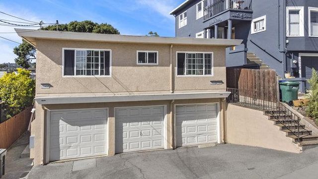 2946 E 29th Street, Oakland, CA 94601