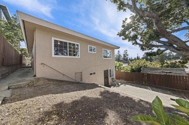 2946 E 29th Street, Oakland, CA 94601