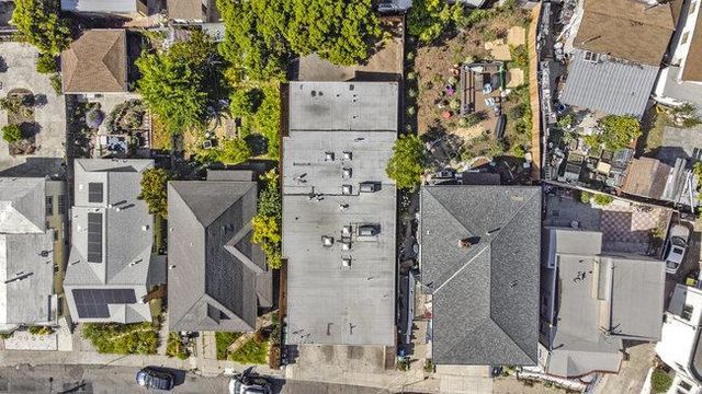 2946 E 29th Street, Oakland, CA 94601