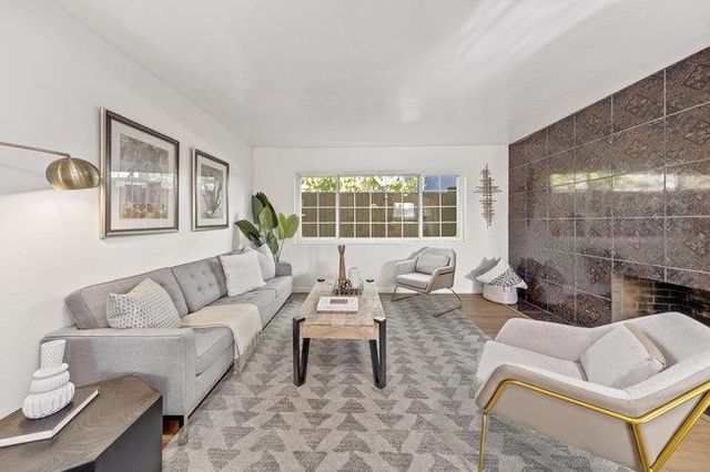 2946 E 29th Street, Oakland, CA 94601