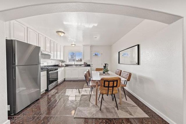 2946 E 29th Street, Oakland, CA 94601