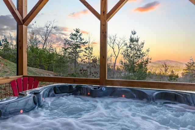 455 Point Overlook Trail, Murphy, NC 28906