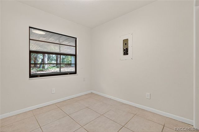 1741 N Crooked Branch Drive, Lecanto, FL 34461