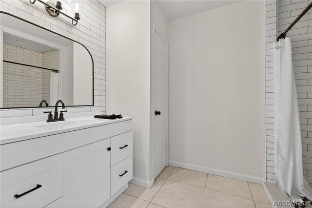 1741 N Crooked Branch Drive, Lecanto, FL 34461