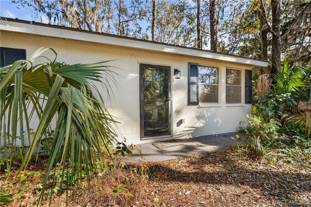 1741 N Crooked Branch Drive, Lecanto, FL 34461