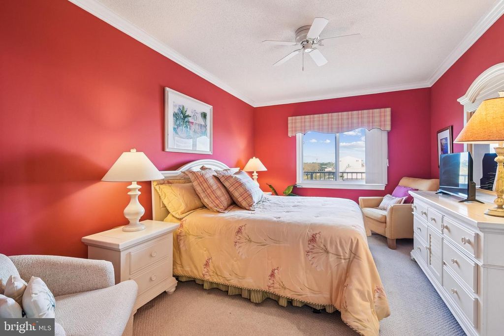 Image 24 of property listing at 104 125TH ST #202, Ocean City, MD 21842