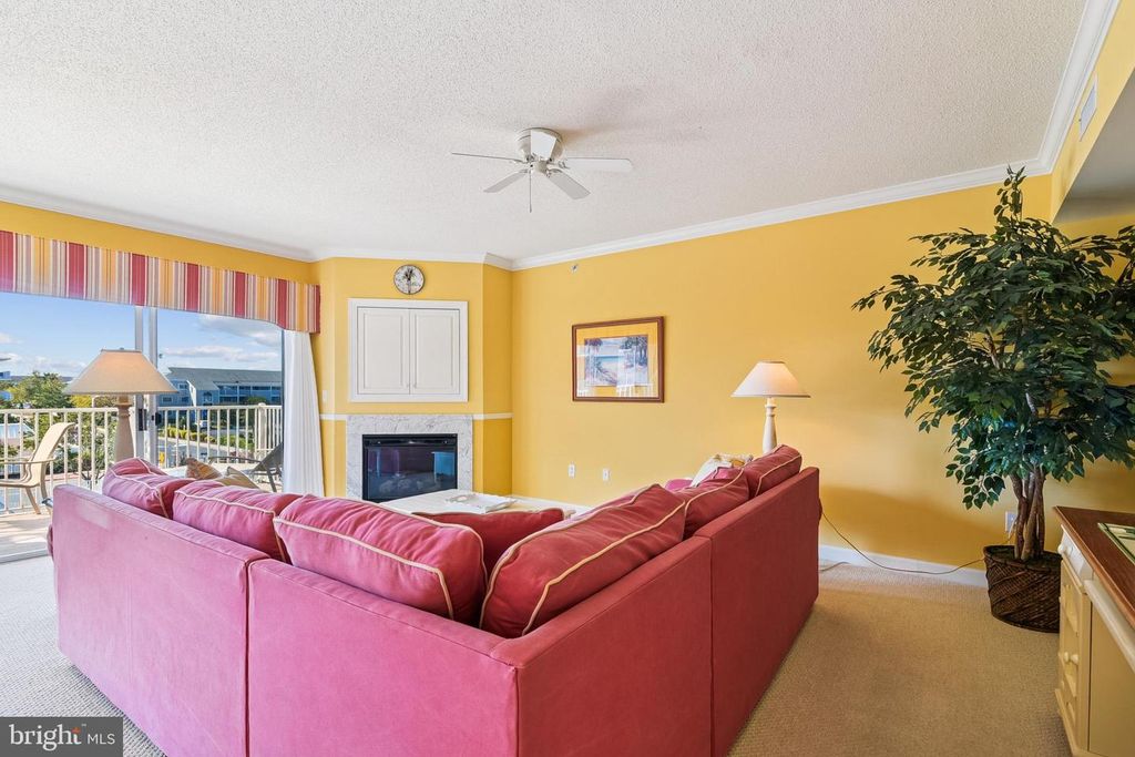 Image 33 of property listing at 104 125TH ST #202, Ocean City, MD 21842