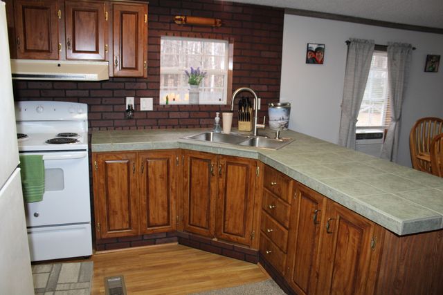 710 Rand Hill Road, Morrisonville, NY 12962