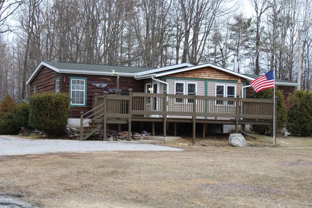 710 Rand Hill Road, Morrisonville, NY 12962