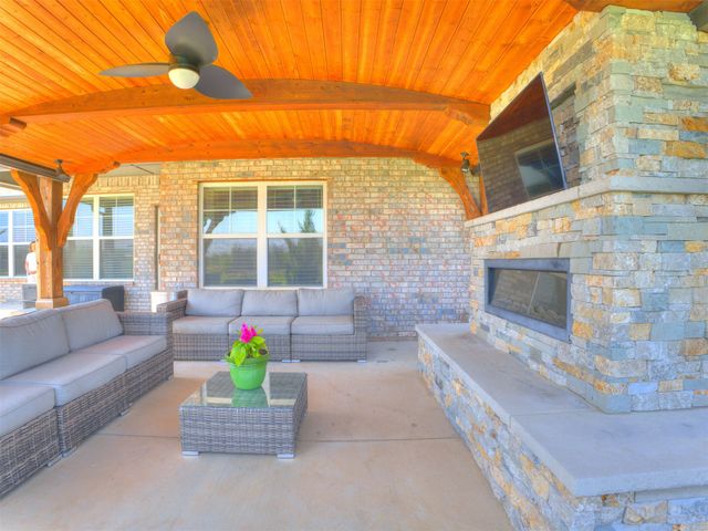33 Dylan Drive, Inola, OK 74036