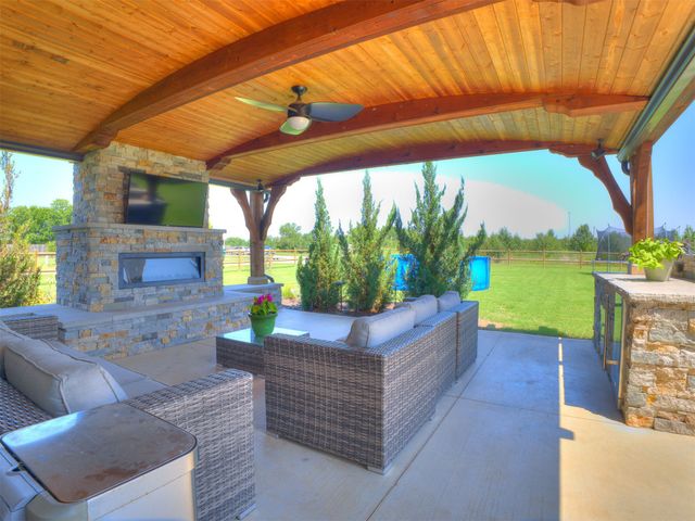 33 Dylan Drive, Inola, OK 74036