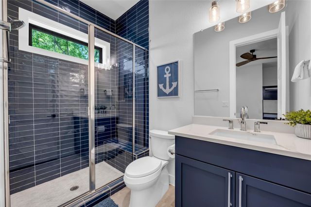 3208 River Oaks DR, Kingsland, TX 78639