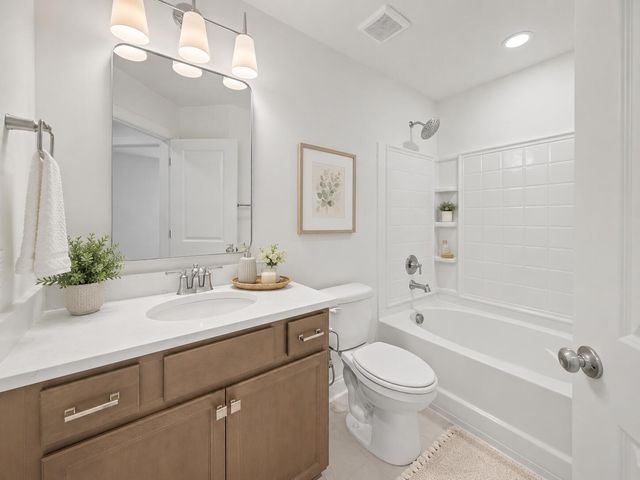 529 New Regenia Place, Holly Hill, SC 29059