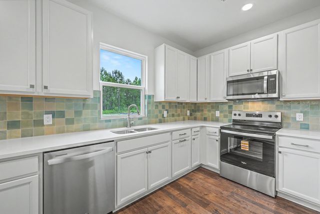 529 New Regenia Place, Holly Hill, SC 29059