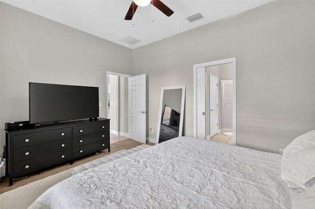 1028 GREEN GATE BOULEVARD, Groveland, FL 34736