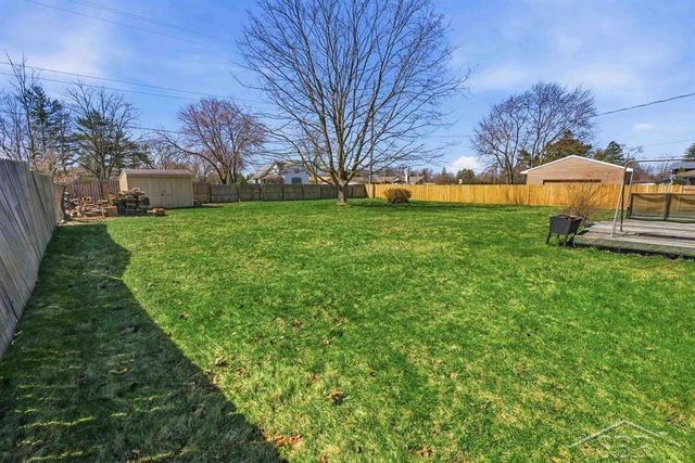 1645 Seminole Lane, Saginaw Twp, MI 48638