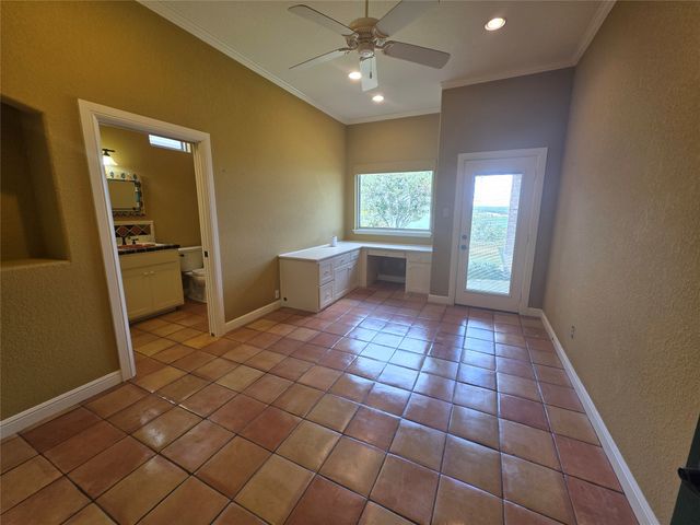 4204 Bluff View Drive, Granbury, TX 76048