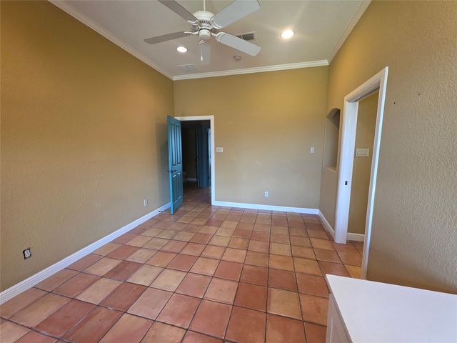 4204 Bluff View Drive, Granbury, TX 76048