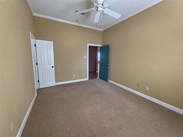 4204 Bluff View Drive, Granbury, TX 76048