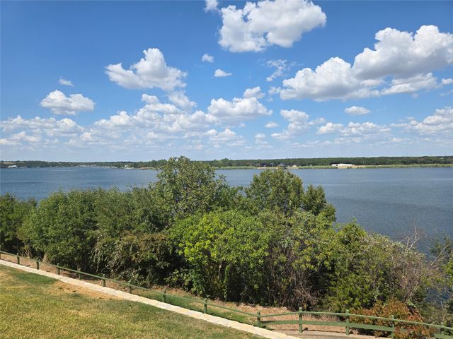 4204 Bluff View Drive, Granbury, TX 76048