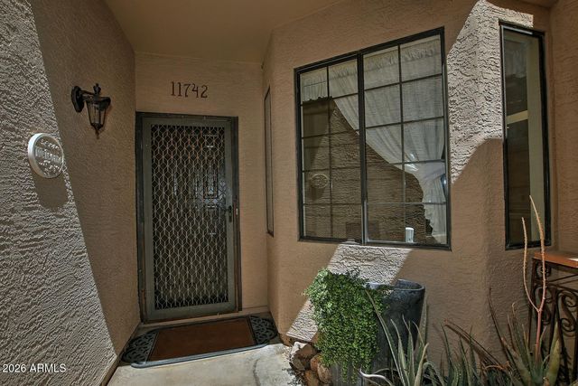 11742 E MERCER Lane, Scottsdale, AZ 85259