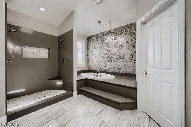 7320 Real Quiet Drive, Las Vegas, NV 89131