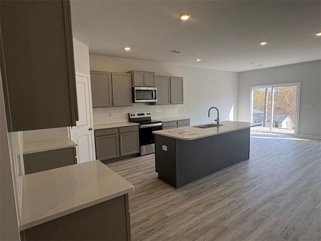 150 Cedar Shoals Court, Easley, SC 29640