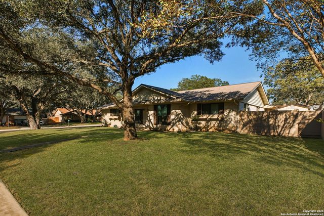 101 Patrick Henry, Schertz, TX 78154