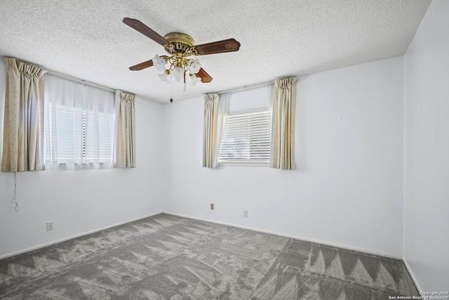 101 Patrick Henry, Schertz, TX 78154