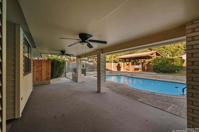101 Patrick Henry, Schertz, TX 78154