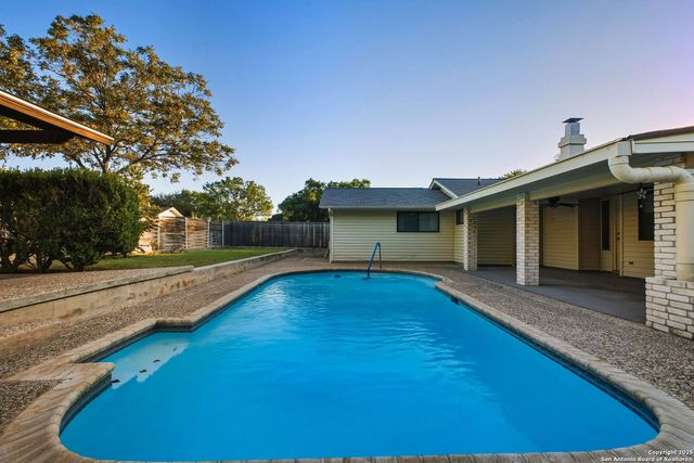 101 Patrick Henry, Schertz, TX 78154