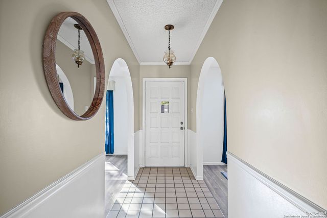 101 Patrick Henry, Schertz, TX 78154