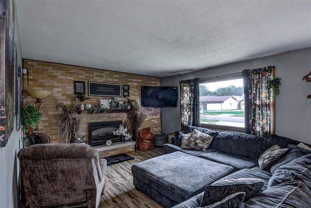 2850 Mercury Avenue, Eau Claire, WI 54703