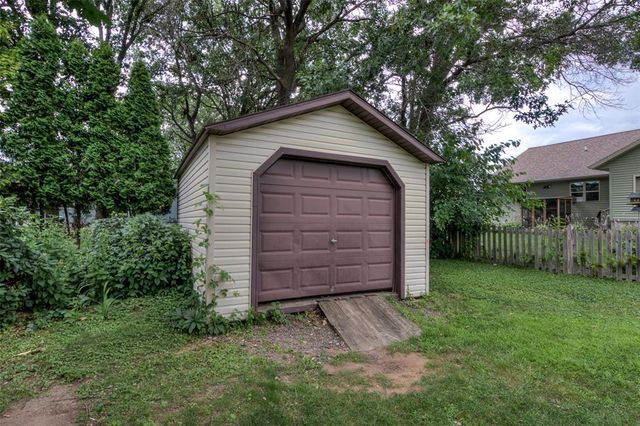 2850 Mercury Avenue, Eau Claire, WI 54703