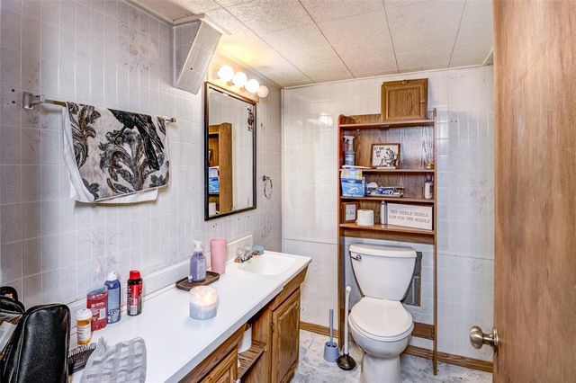 2850 Mercury Avenue, Eau Claire, WI 54703