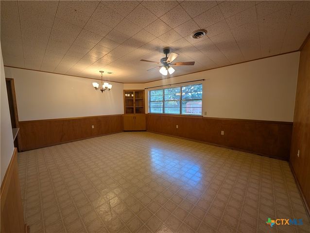 311 Delany Street, Seguin, TX 78155